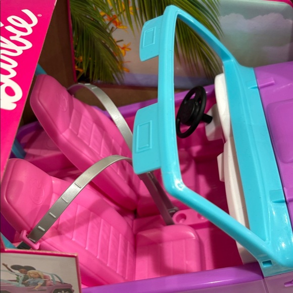 Barbie Pink Convertible Jeep with Accents - Picture 3 of 6